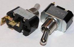 Interruptor Palanca 20 Amp 3 Terminales > ELECTRICIDAD A BORDO